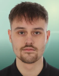 Profilfoto von Mecit aus Münchberg. Berufswunsch: Influencer und Servicekraft – Schutz und Sicherheit. Branche: Logistik, Transport, Verkehr und Events, Messen, Promotion.