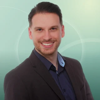 Profilfoto von Onur aus Neu-Ulm. Berufswunsch: 3D-Designer/in und Softwareentwickler/in. Branche: Beratung, Consulting und Design, Musik, Tanz, Schauspiel.