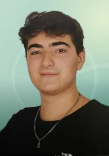 Profilfoto von Raul aus Bad Tölz. Berufswunsch: Babysitter/in und Verkäufer/in. Branche: Haushalt, Babysitting.