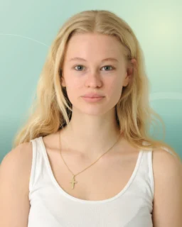 Profilfoto von Carolin aus Kaufering. Berufswunsch: Helfer/in - Verkauf. Branche: Bildung, Pädagogik und Gastronomie, Hotellerie, Tourismus.