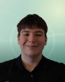 Profilfoto von Leon aus Eisenach. Berufswunsch: Fitnessberater/in und Fitnesstrainer/in. Branche: Medizintechnik, Reha, Sport, Bewegung.