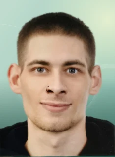 Profilfoto von Kevin aus Fulda. Berufswunsch: Fahrer/in. Branche: Logistik, Transport, Verkehr.