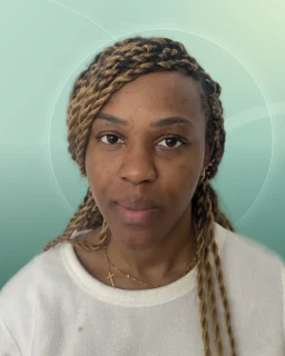 Profilfoto von Yolande aus Hof. Berufswunsch: Assistent/in – Informatik (allgemeine Informatik) und Lagerhelfer/in. Branche: IT, Informatik, Programmierung und Logistik, Transport, Verkehr.