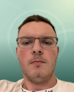 Profilfoto von Marko aus Dreiech. Berufswunsch: Packhelfer/in und Paketzusteller/in. Branche: Gastronomie, Hotellerie, Tourismus.