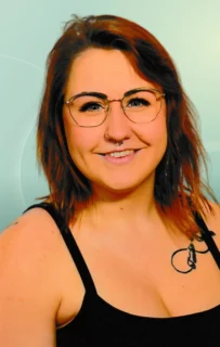 Profilfoto von Lisa-Marie aus Rochau Ot Häsewig. Berufswunsch: Fachkraft – Kurier-, Express- und Postdienstleistungen und Küchenhilfe. Branche: Produktion, Fertigung und Reinigung, Facility Management.
