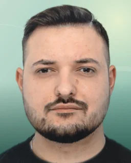 Profilfoto von Enrico aus Aichwald. Berufswunsch: Abfüller/in und Lagerist/in. Branche: Elektronik und Logistik, Transport, Verkehr.