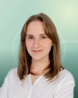 Profilfoto von Michelle aus Bonn. Berufswunsch: Softwareentwickler/in. Branche: Logistik, Transport, Verkehr.