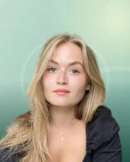 Profilfoto von Leila aus Aachen. Berufswunsch: Service-Hostess/Host. Branche: Events, Messen, Promotion.