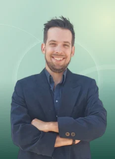 Profilfoto von Claudio aus Bad Pyrmont. Berufswunsch: 3D-Designer/in und Fahrer/in. Branche: Design, Musik, Tanz, Schauspiel und Marketing, Werbung.