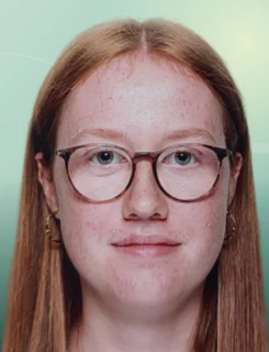 Profilfoto von Lotta aus Nürtingen. Berufswunsch: Produktionshelfer/in. Branche: Produktion, Fertigung.