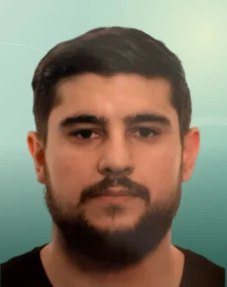 Profilfoto von Ferhat aus Flonheim. Berufswunsch: Abfüller/in und Lagerhelfer/in. Branche: Elektronik und Lebensmittel, Getränke.