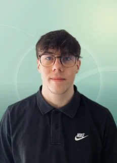 Profilfoto von Finn aus Hiddenhausen. Berufswunsch: Industriekaufmann/-frau. Branche: Wirtschaft, Sekretariat.