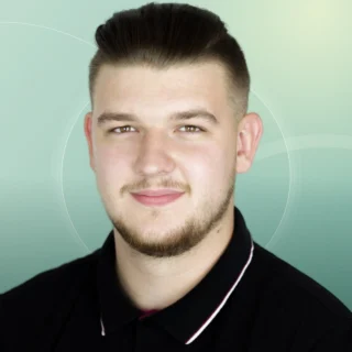 Profilfoto von Pascal aus Kelsterbach. Berufswunsch: Fahrer/in. Branche: Verwaltung, Öffentlicher Dienst.