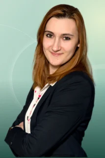 Profilfoto von Julia aus Jena. Berufswunsch: Empfangsmitarbeiter/in und Kaufmann/-frau – Büromanagement. Branche: Management und Verwaltung, Öffentlicher Dienst.