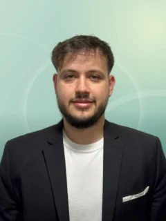 Profilfoto von Monnir aus Uetze. Berufswunsch: Automobil-Serviceberater/in und Kinderbetreuer/in. Branche: Kundenservice und Logistik, Transport, Verkehr.