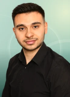 Profilfoto von Ahmad aus Stuttgart. Berufswunsch: Operationstechnische/r Assistent/in. Branche: Medizin, Psychologie, Pflege.