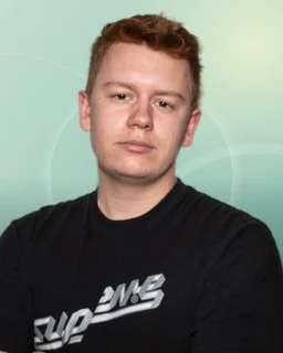 Profilfoto von Lennard aus Paderborn. Berufswunsch: Veranstaltungskaufmann/-frau. Branche: Events, Messen, Promotion.