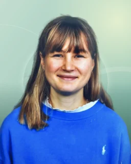 Profilfoto von Emilia aus Dresden. Berufswunsch: Erzieher/in – Jugend­ und Heimerziehung und Pädagogische/r Psychologe/Psychologin. Branche: Bildung, Pädagogik.