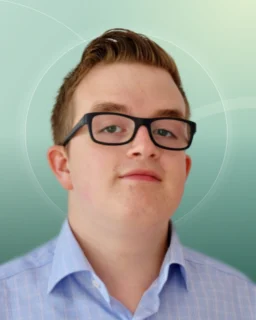Profilfoto von David aus Goslar. Berufswunsch: Fotograf/in und Mediengestalter/in - Digital und Print. Branche: Lebensmittel, Getränke und Marketing, Werbung.
