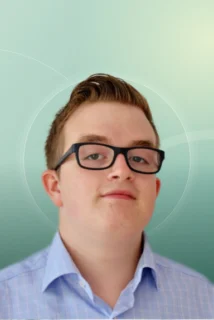 Profilfoto von David aus Goslar. Berufswunsch: Fotograf/in und Mediengestalter/in - Digital und Print. Branche: Lebensmittel, Getränke und Marketing, Werbung.