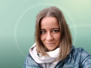 Profilfoto von Nicole aus Landshut. Berufswunsch: Alltagshelfer/in und Babysitter/in. Branche: Bildung, Pädagogik und Events, Messen, Promotion.