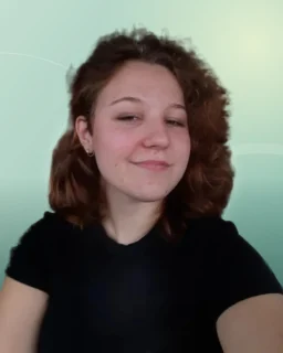 Profilfoto von Lea-Sophie aus Bautzen. Berufswunsch: Notfallsanitäter/in. Branche: Design, Musik, Tanz, Schauspiel und Events, Messen, Promotion.