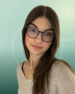 Profilfoto von Maya aus Reiskirchen. Berufswunsch: Babysitter/in. Branche: Haushalt, Babysitting.