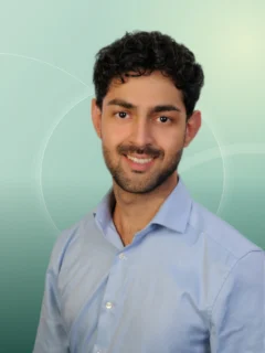 Profilfoto von Hamed aus Bielefeld. Berufswunsch: Fachkraft – Logistik/Materialwirtschaft. Branche: Logistik, Transport, Verkehr.