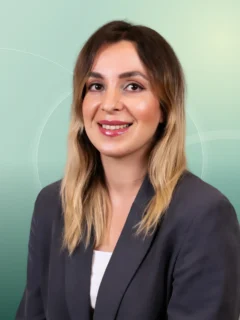 Profilfoto von Parisa aus Halle (Saale). Berufswunsch: Application-Engineer/-Manager/in. Branche: Produktion, Fertigung und Projektmanagement.