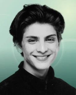 Profilfoto von Arian aus Leipzig. Berufswunsch: Architekt/in und Assistent/in – Innenarchitektur. Branche: Bauwesen, Architektur und Design, Musik, Tanz, Schauspiel.