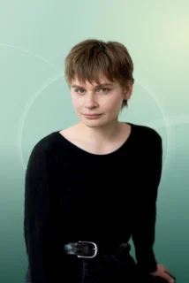 Profilfoto von Katja aus Oberstaufen. Berufswunsch: Alltagshelfer/in und Erntehelfer/in. Branche: Design, Musik, Tanz, Schauspiel und Holz, Papier.
