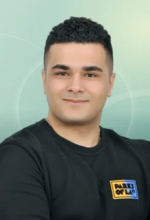 Profilfoto von Mhamed aus Berlin. Berufswunsch: Check-In Mitarbeiter/in und Empfangsmitarbeiter/in. Branche: Kundenservice.