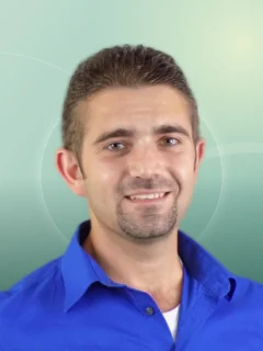 Profilfoto von Ayham aus Biedenkopf. Berufswunsch: Fahrer/in. Branche: Logistik, Transport, Verkehr.