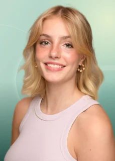 Profilfoto von Anna-Marie aus Lübeck. Berufswunsch: Kaufmann/-frau – Marketingkommunikation. Branche: Events, Messen, Promotion.