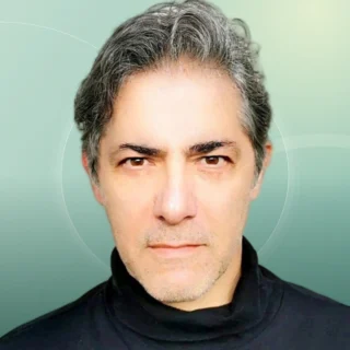 Profilfoto von Hadi aus Göttingen. Berufswunsch: 3D-Designer/in und Artist/in. Branche: Design, Musik, Tanz, Schauspiel.