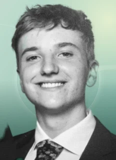 Profilfoto von Moritz aus Halstenbek. Berufswunsch: Ernährungs- und Fitnessberater/in und Fitnessberater/in. Branche: Beratung, Consulting und Bildung, Pädagogik.