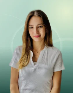 Profilfoto von Dilara. Berufswunsch: Assistenz der Geschäftsführung und Bürohelfer/in. Branche: Kundenservice und Marketing, Werbung.
