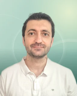 Profilfoto von Tarek aus Hohenmölsen. Berufswunsch: Analytiker/in – Chemie und Apotheker/in. Branche: Medizin, Psychologie, Pflege.