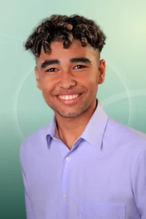 Profilfoto von Jermaine aus Fürth. Berufswunsch: Designer/in – Grafik und Designer/in – Mode. Branche: Design, Musik, Tanz, Schauspiel und Events, Messen, Promotion.