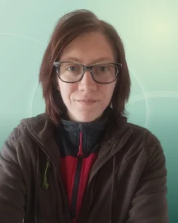 Profilfoto von Yasmin aus Remse. Berufswunsch: Babysitter/in und Gebäudereiniger/in. Branche: Reinigung, Facility Management und Haushalt, Babysitting.