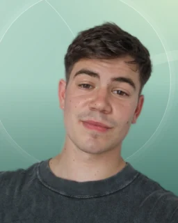 Profilfoto von Leonard aus Halle (Saale). Berufswunsch: Fahrer/in und Fitnesstrainer/in. Branche: Medizintechnik, Reha, Sport, Bewegung und Bildung, Pädagogik.