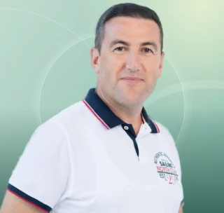 Profilfoto von Seyfettin aus Lübeck. Berufswunsch: Datenerfasser/in und IT-Administrator/in. Branche: IT, Informatik, Programmierung.