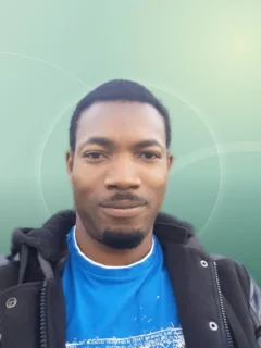Profilfoto von Kelechi aus Aalen. Berufswunsch: Alltagshelfer/in. Branche: Logistik, Transport, Verkehr und Reinigung, Facility Management.