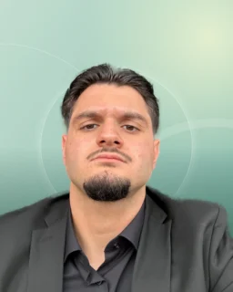 Profilfoto von Melih aus Krefeld. Berufswunsch: Bürohelfer/in und Sachbearbeiter/in. Branche: Kundenservice und Management.