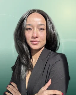 Profilfoto von Loreen aus Hanau. Berufswunsch: Telefonist/in. Branche: Kundenservice.