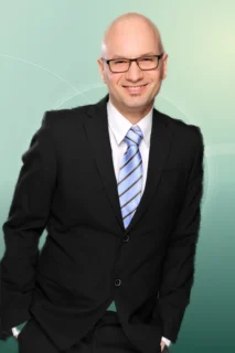 Profilfoto von Oguz aus Kerpen. Berufswunsch: Packhelfer/in. Branche: Elektronik und Gastronomie, Hotellerie, Tourismus.