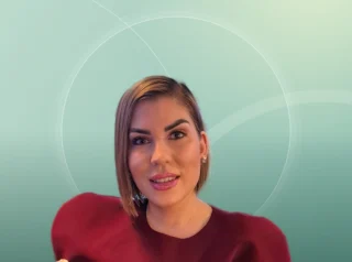 Profilfoto von Alexandra aus Wiesbaden. Berufswunsch: Telefonist/in. Branche: Textilien, Bekleidung, Leder.