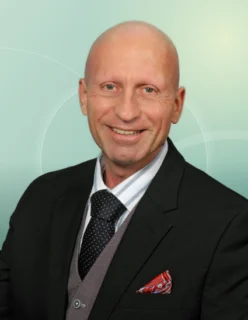 Profilfoto von Jens-Uwe aus Kauxdorf. Berufswunsch: Empfangs-Hostess / Host und Empfangsmitarbeiter/in. Branche: Kundenservice und Verwaltung, Öffentlicher Dienst.