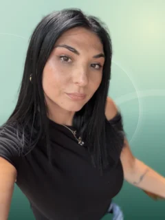 Profilfoto von Fatma aus Lörrach (Kernstadt). Berufswunsch: Computervisualist/in und Digital-Sales-Manager/in. Branche: IT, Informatik, Programmierung und Management.