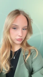 Profilfoto von Laura aus Witten. Berufswunsch: Betriebswirt/in - Immobilien. Branche: Finanzen, Buchhaltung.